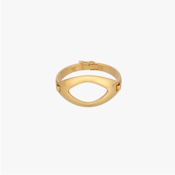 ZARA LARGE BRACELET LIMITED EDITION GOLD BRACELET NEW With TAGS - Picture 1 of 8